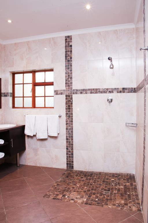 Queen Manor Boutique Guest House Graaff Reinet Ngoại thất bức ảnh